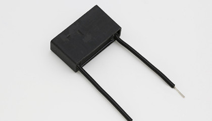 如何正確選擇電機(jī)啟動(dòng)電容器？